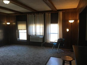 830 N Main St-Unit -1 in Findlay, OH - Building Photo - Building Photo