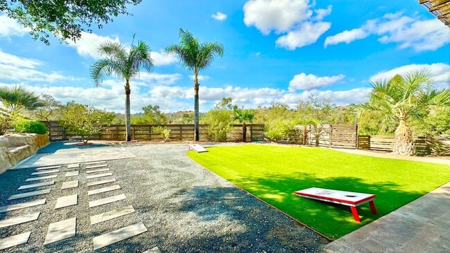 2831 Nuestra Ln in Fallbrook, CA - Building Photo - Building Photo