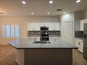 12301 N 128th Dr in El Mirage, AZ - Building Photo - Building Photo