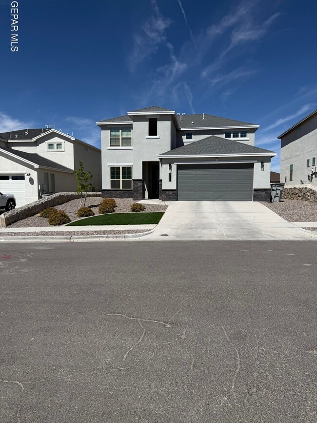 2233 Sandstone Pl
