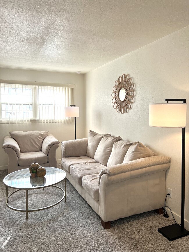 property at 1526 Lake Elmo Dr