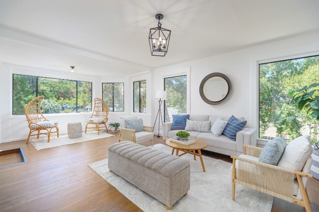 property at 7 Belmont Ave