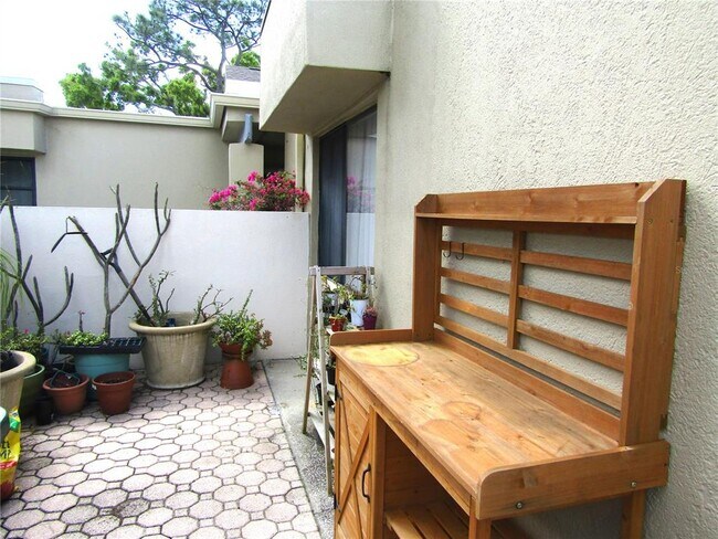 2405 Crispin Ct in Sarasota, FL - Building Photo - Building Photo