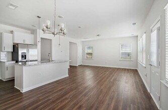 319 Glen Clova Dr in Raleigh, NC - Building Photo - Building Photo