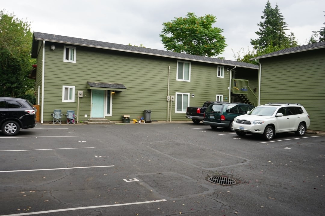 2103 Norris Rd in Vancouver, WA - Building Photo