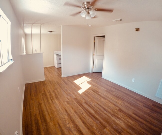 918 J R Ct-Unit -918 JR Court in Copperas Cove, TX - Foto de edificio - Building Photo