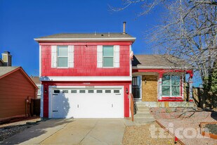 19595 E Amherst Dr in Aurora, CO - Building Photo