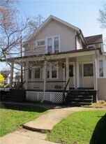 16 Lafayette Park in Rochester, NY - Building Photo