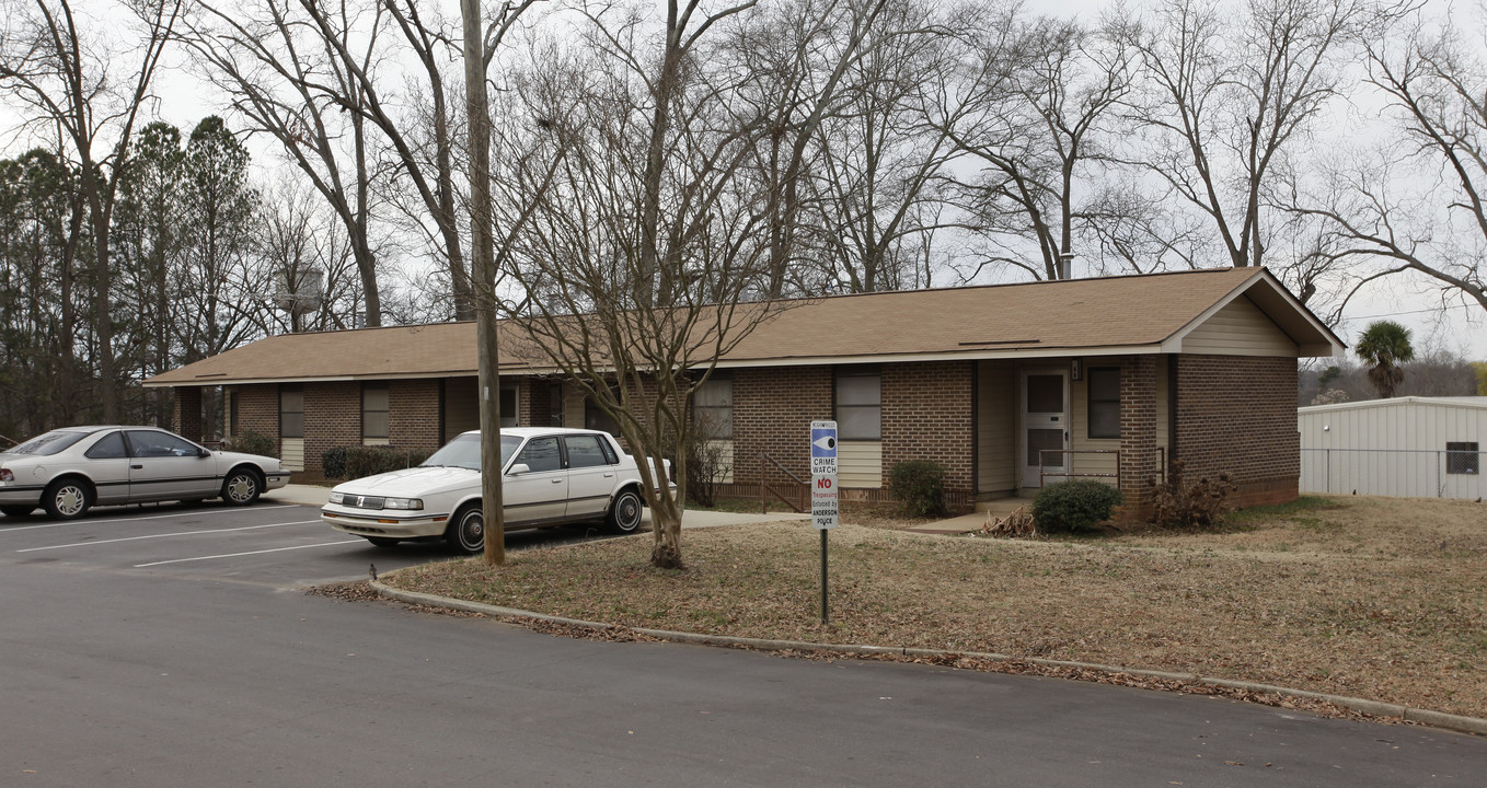 Caldwell Village in Anderson, SC - Building Photo