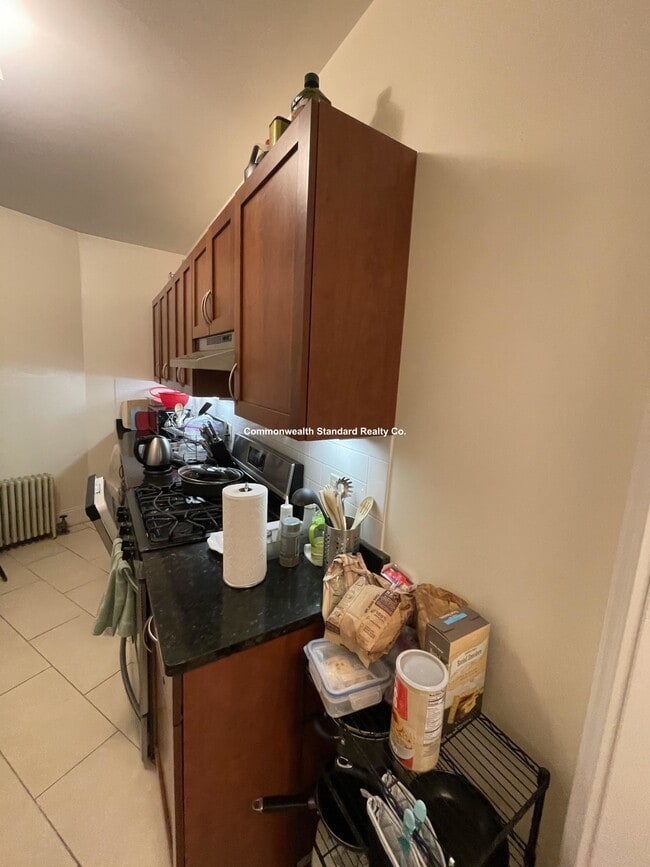 1340 Commonwealth Ave in Boston, MA - Foto de edificio - Building Photo