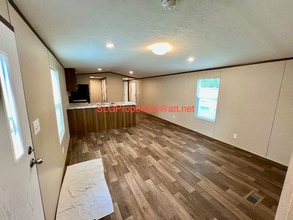 56 Health Nut Ln in Hendersonville, NC - Building Photo - Building Photo