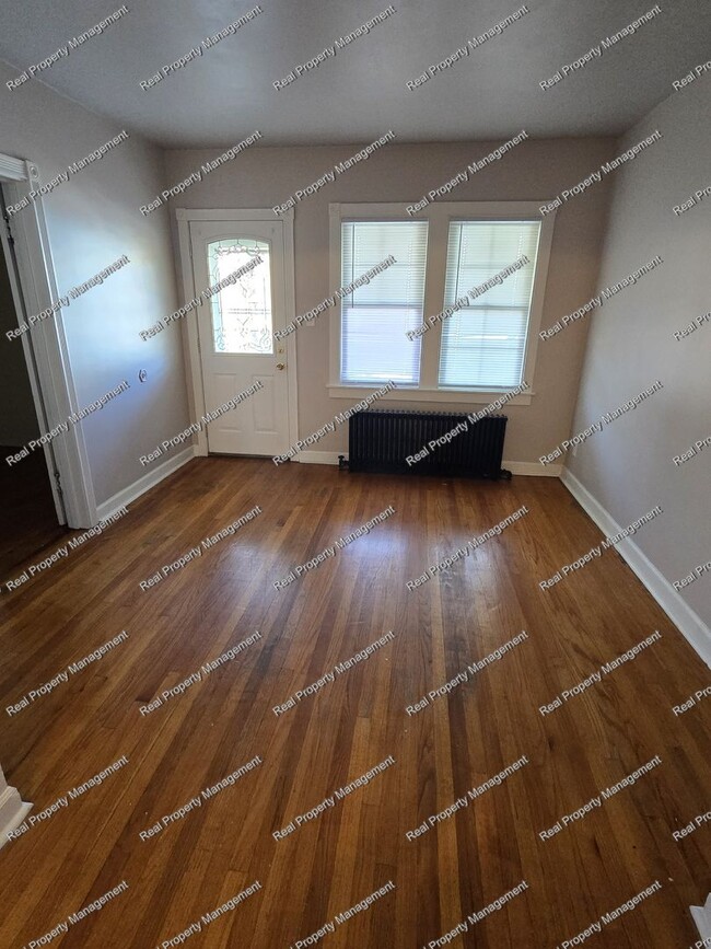 2524 Schrage Ave in Whiting, IN - Building Photo - Building Photo