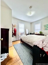 74 Walnut St, Unit 10 in Somerville, MA - Building Photo - Building Photo