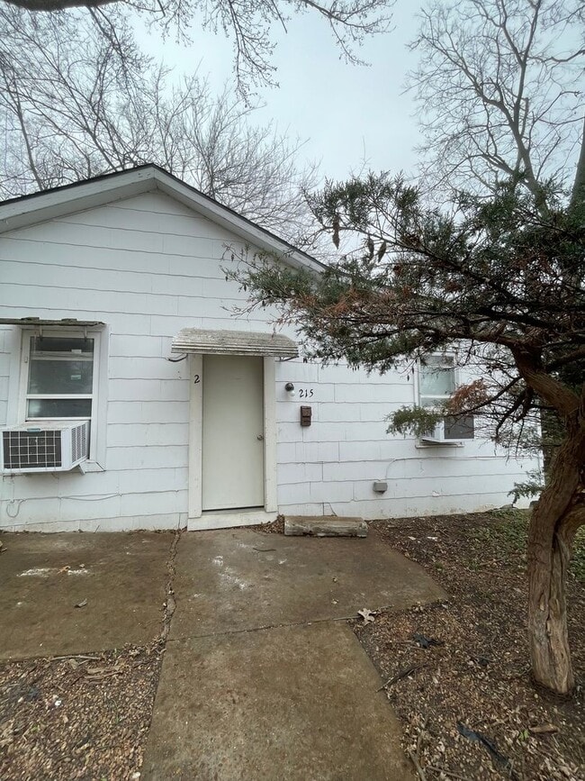 property at 215 E Copley Ave