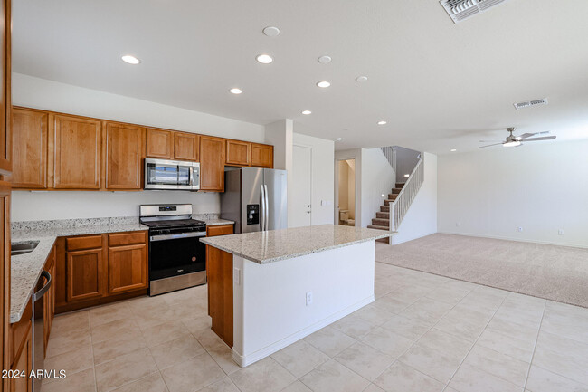 9021 W Luke Ave in Glendale, AZ - Building Photo - Building Photo
