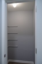 219 Leon St in Broussard, LA - Foto de edificio - Building Photo