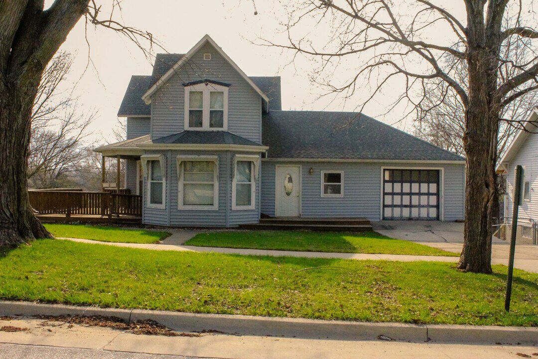 610 N Chestnut in Avoca, IA - Building Photo