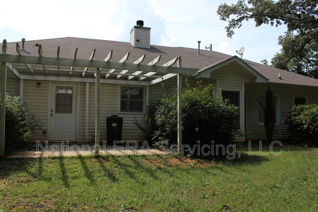 30 Allen Oaks Way in Covington, GA - Building Photo - Building Photo
