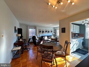 4372 N Pershing Dr in Arlington, VA - Building Photo - Building Photo