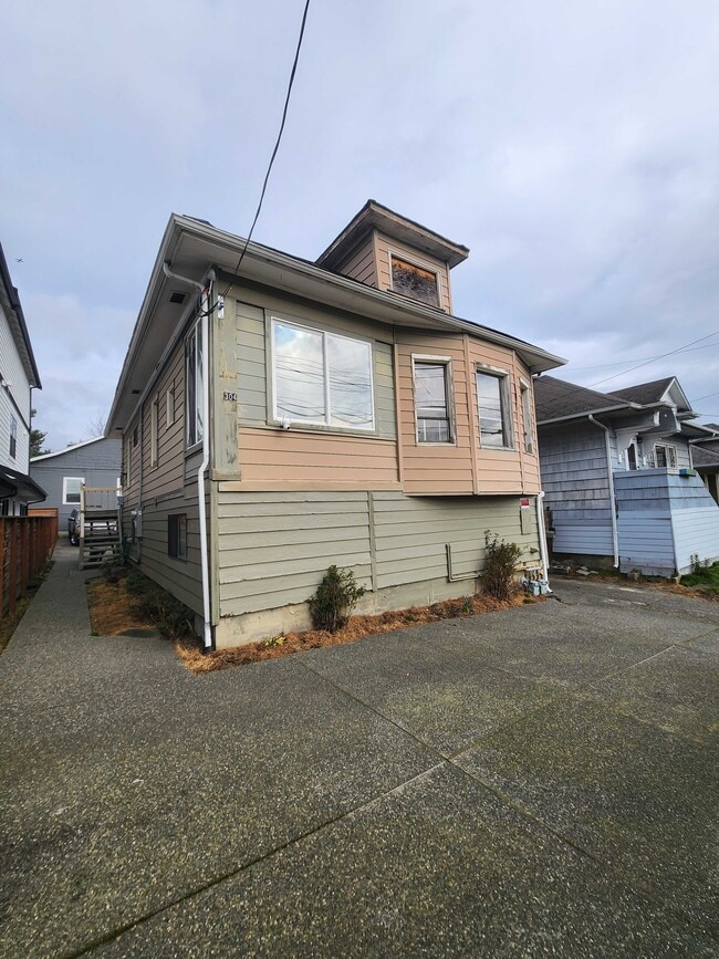 property at 304 NE 50th St