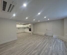 5-12 Beach 130th St, Unit BB in Queens, NY - Building Photo - Building Photo