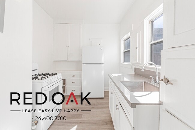 527 W 15th St in Los Angeles, CA - Building Photo - Building Photo