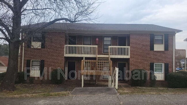 1506 Ascent Trail NW