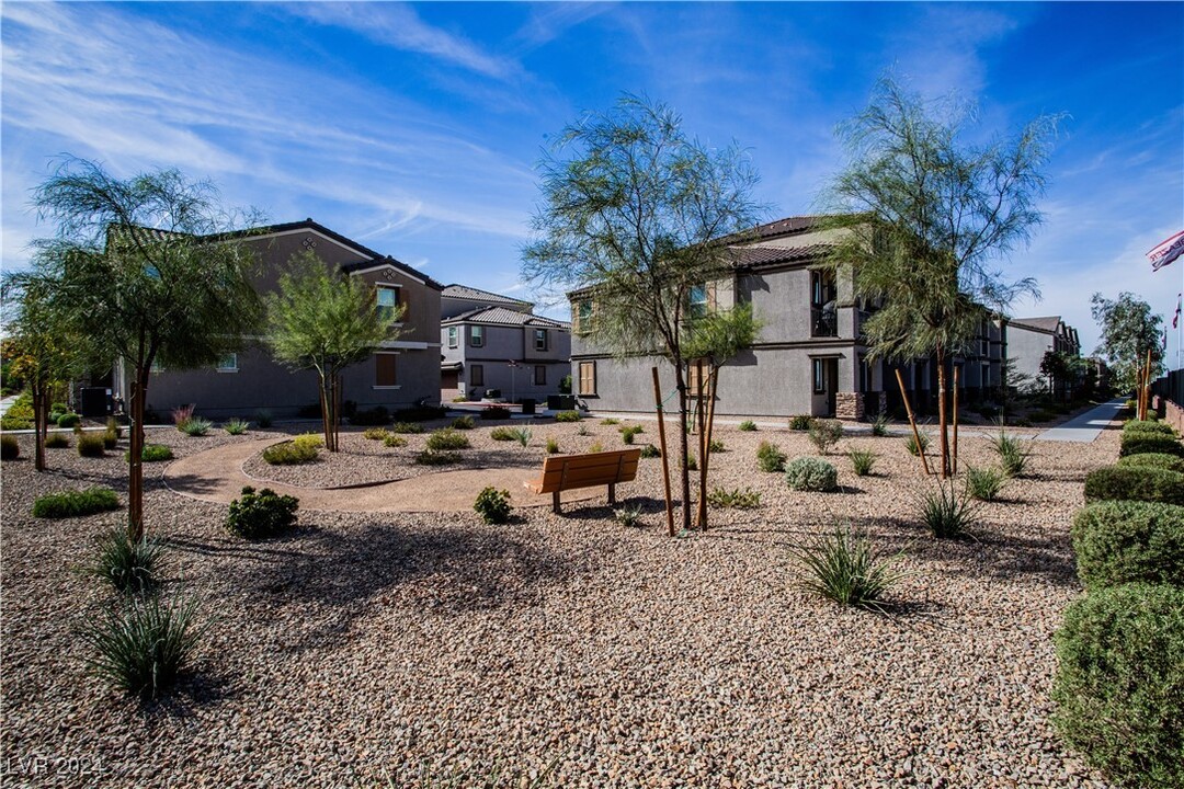 538 Ylang Pl in Henderson, NV - Foto de edificio