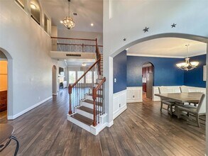 12805 Flat Creek Dr in Pearland, TX - Foto de edificio - Building Photo