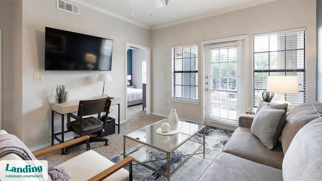 165 Forestbrook Dr in Lewisville, TX - Foto de edificio - Building Photo