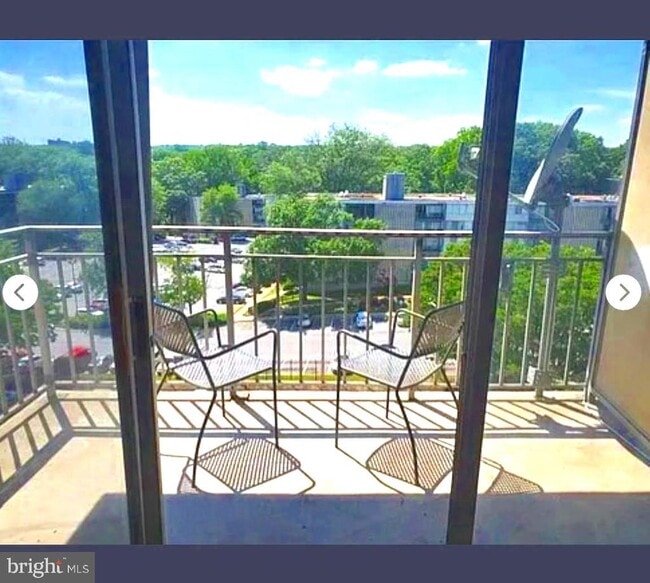 1836 Metzerott Rd in Adelphi, MD - Building Photo - Building Photo