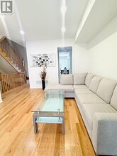 63 Puisaya Dr in Richmond Hill, ON - Building Photo - Building Photo