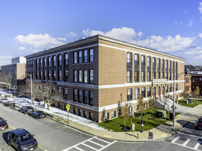 North High Gardens in Worcester, MA - Building Photo - Primary Photo