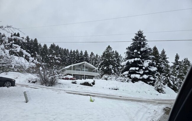 property at 180 Kookoosint Trail