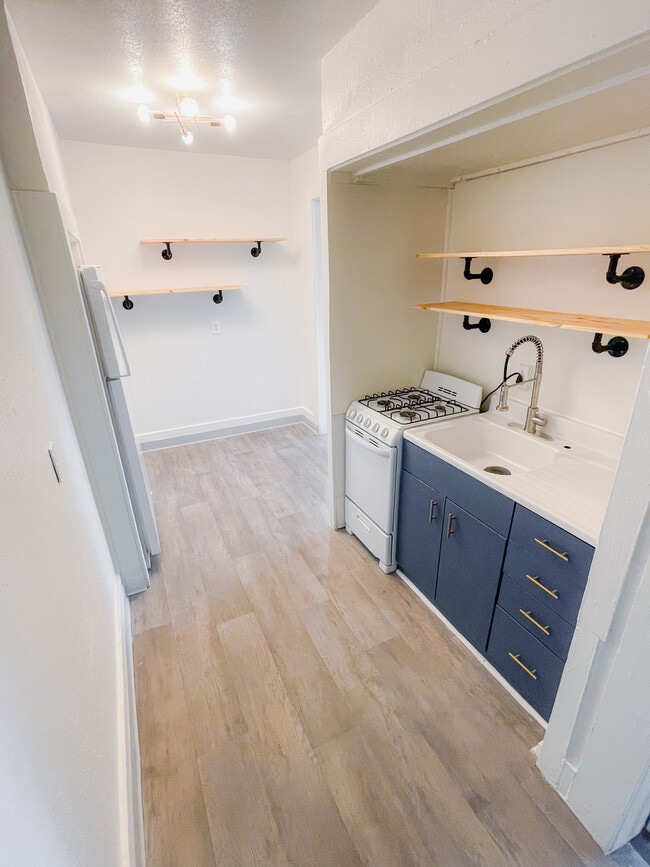 713 20th St in Des Moines, IA - Foto de edificio - Building Photo