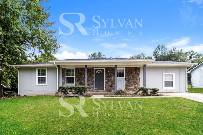 340 River Chase Dr in Jonesboro, GA - Building Photo