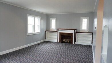 649 Sibley St NW in Grand Rapids, MI - Building Photo - Building Photo