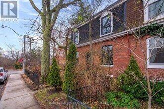 137 Summerhill Ave in Toronto, ON - Building Photo - Building Photo