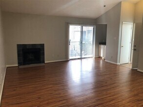 3756 Tanglewilde St in Houston, TX - Building Photo - Building Photo