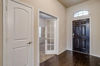 45 Auburn Dr in Fort Worth, TX - Building Photo - Building Photo