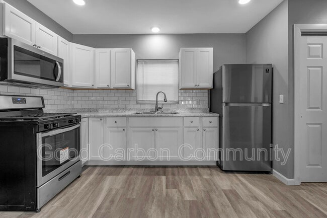 property at 1246 West Ave