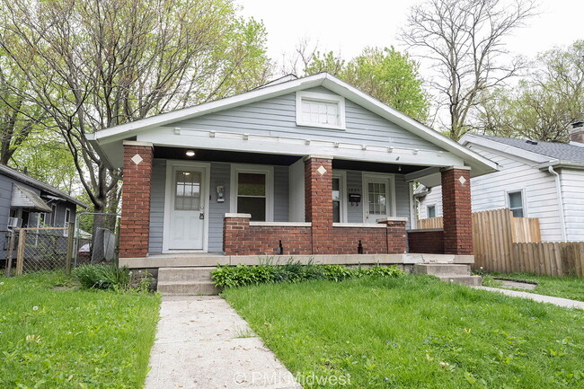 1450 N Gladstone Ave in Indianapolis, IN - Building Photo - Building Photo