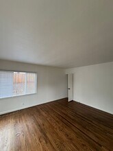 840 NW 54th St in Seattle, WA - Building Photo - Building Photo