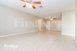 3753 SE 2nd Pl in Cape Coral, FL - Building Photo - Building Photo