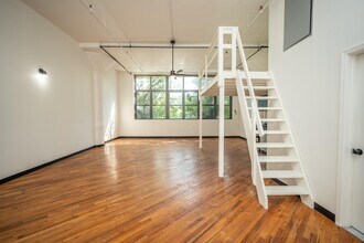 2 Union St in Jersey City, NJ - Building Photo - Building Photo