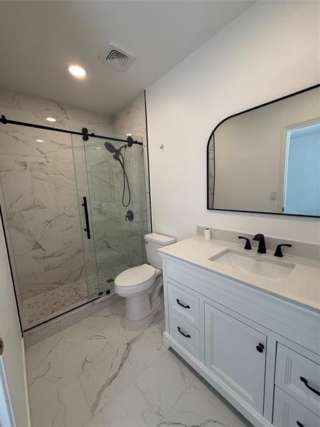 2816 SW 83rd Ave in Miramar, FL - Foto de edificio - Building Photo