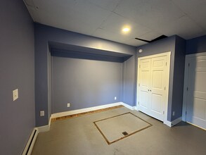 21 Valley Lake Rd in Woodbury, VT - Building Photo - Building Photo