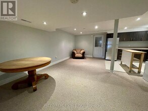 455 Oak Park Ave in Toronto, ON - Building Photo - Building Photo