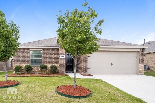 property at 1815 Arbordale Way