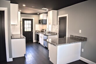 2 Sunnyside St in Boston, MA - Building Photo - Building Photo